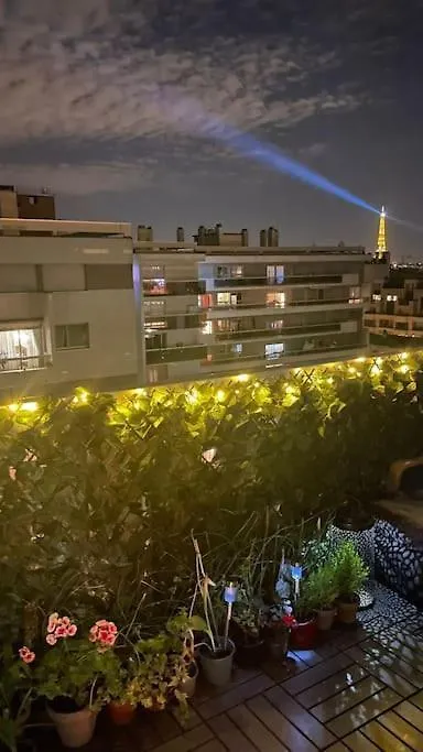 Nice Loft With Romantic View Over The Eiffel Tower Paris France