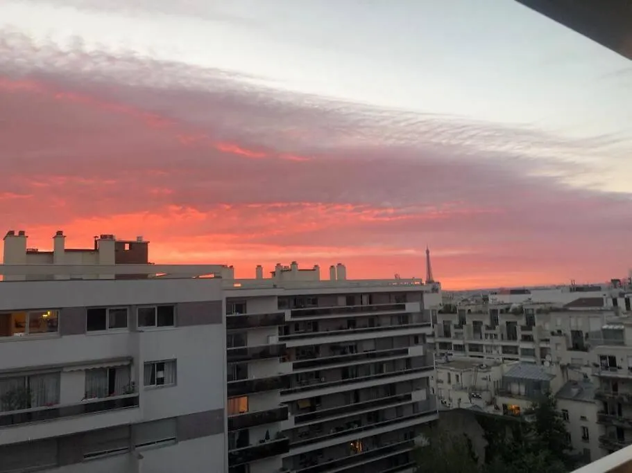Nice Loft With Romantic View Over The Eiffel Tower Paris